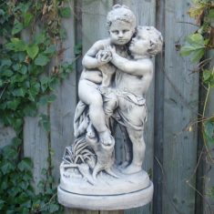 Twee jonge kinderen 4435