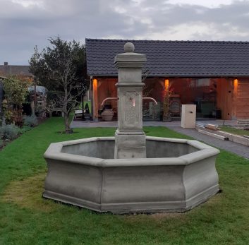 Fontein 78 Franse dorpsfontein