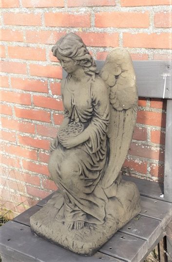 4135 Zittende engel - Afbeelding 3
