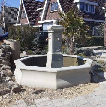 Fontein 78 Franse dorpsfontein zandsteen look - Afbeelding 3