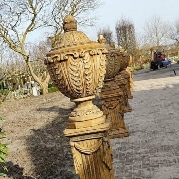 Vaas met deksel op sokkel oud roest look - Afbeelding 5