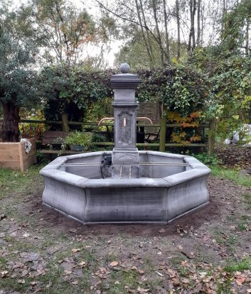 Fontein 78 Franse dorpsfontein antraciet look - Afbeelding 3