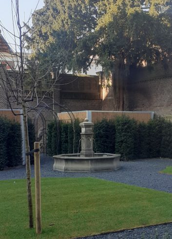 Fontein 78 Franse dorpsfontein - Afbeelding 4