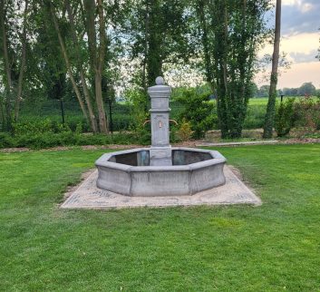 Fontein 78 Franse dorpsfontein - Afbeelding 2