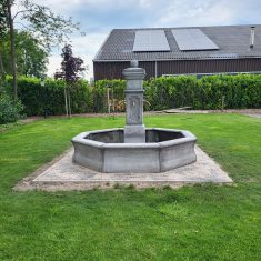 Fontein 78 Franse dorpsfontein