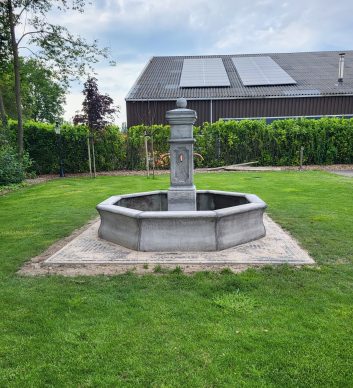 Fontein 78 Franse dorpsfontein