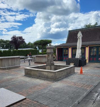 Fontein 78 c Franse dorpsfontein - Afbeelding 2