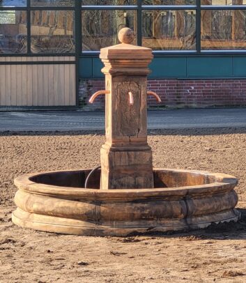 Fontein 78  rand 115 oud roest look
