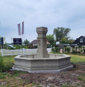 Fontein 75 Kolossale Franse dorpsfontein - Afbeelding 6