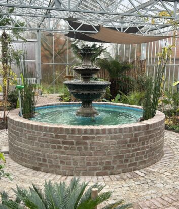 Fontein 37 met gemetselde vijverrand